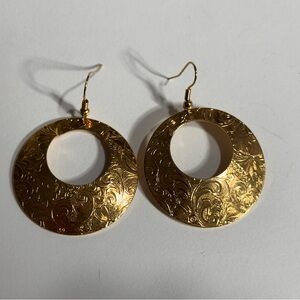 Embossed Swirl Design Donut Hole Dangly Hoop Earrings Gold Tone